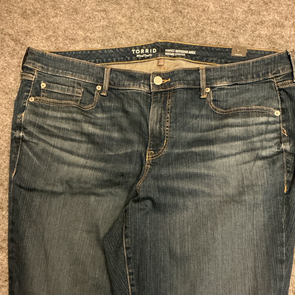 Torrid Medium Wash Boyfriend Ankle Vintage Stretch